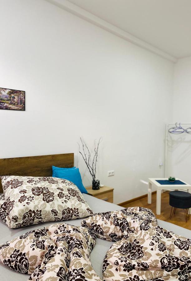 Rooms & Glamping Lana Haus Licko Petrovo Selo Exterior photo